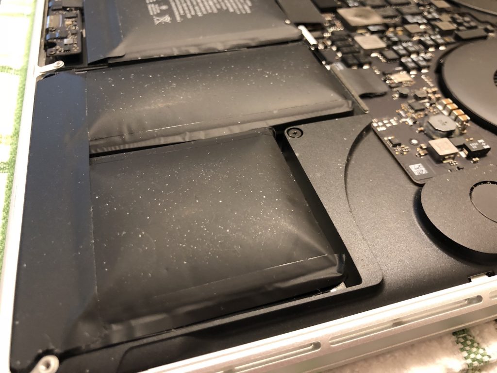 Swollen Macbook Battery